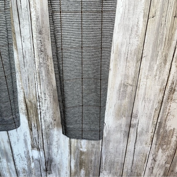 Loft Grey Plaid Pull On Leggings - Picture 3 of 5